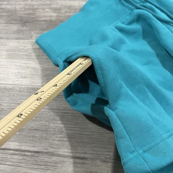 Nike Women's FD1409-035 Sportswear Phoenix Fleece Lounge Shorts Size Medium NWT - Picture 9 of 11